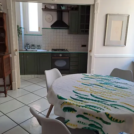 Grimaldi Apartment *